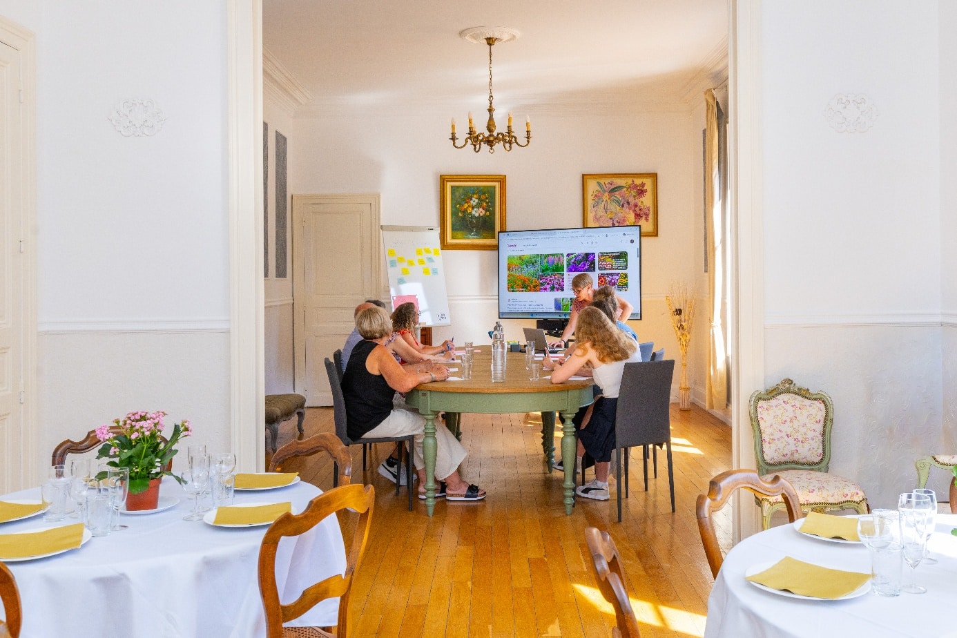 Salle à manger pour réunir tous les participants — Espace Entreprise, Le Domaine d'Amélie