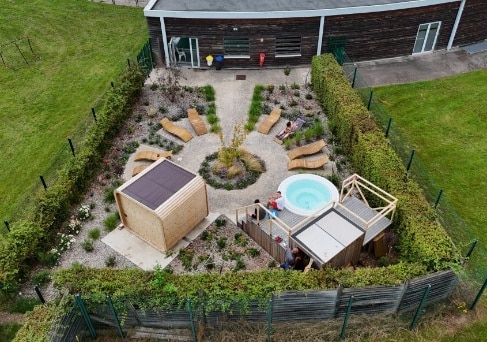 Espace bien-etre et spa exterieur pres de Nancy, dans la region du Domaine d'Amelie